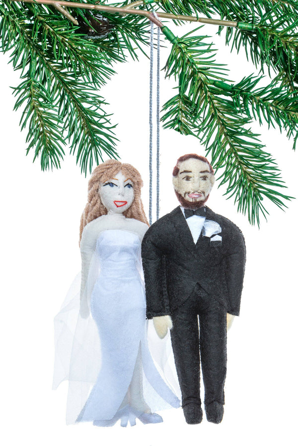TAYLOR AND TRAVIS WEDDING ORNAMENT