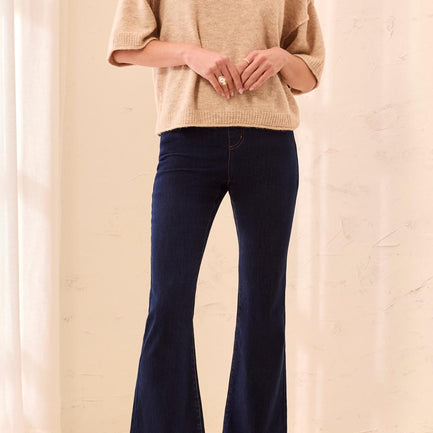 AUDREY BOUNDLESS STRETCH FLARE JEANS